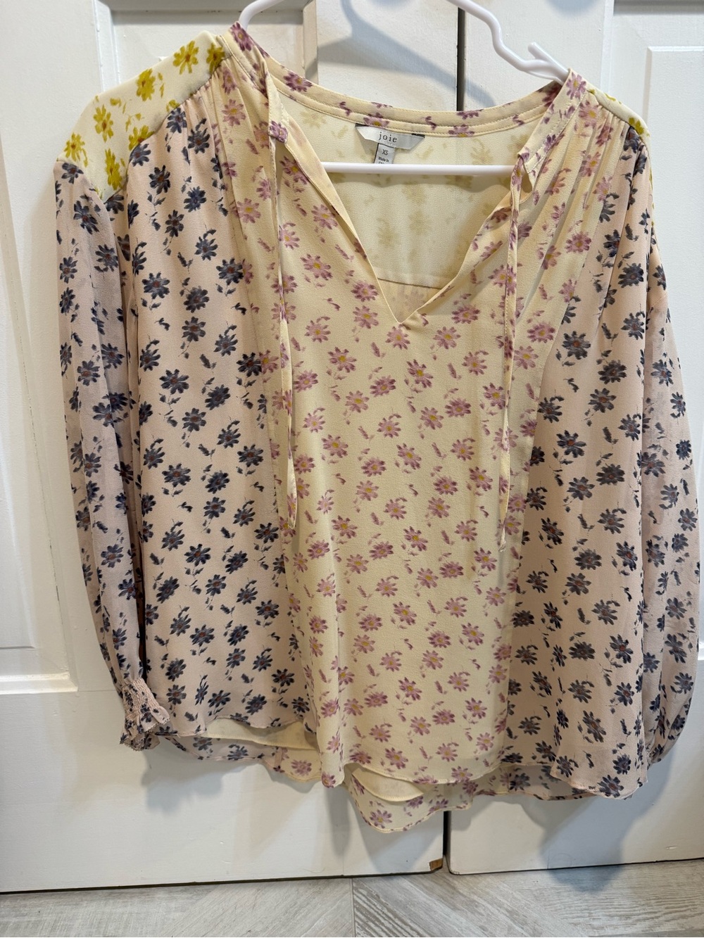 Joie Cream Multi-Print V-Neck Floral Blouse
